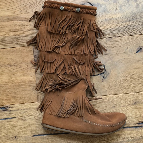 5 layer minnetonka boots